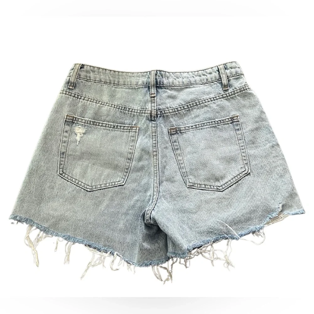 Vervet Rebecca High Rise Denim Shorts | Light Blue | Size M